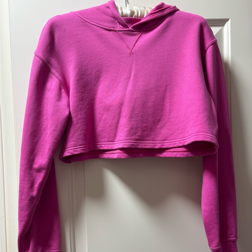 lululemon sonic pink cropped hoodie
